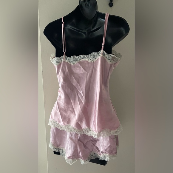 La Vie En Rose 🌹 Pink Satin Lace Trim 2pc Cami Short Set - Picture 4 of 15